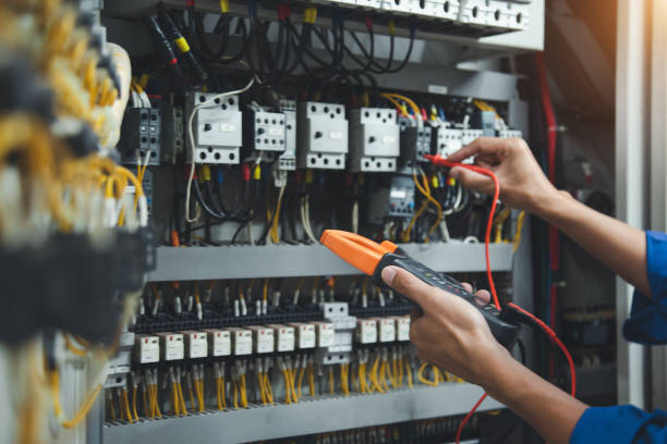 Best Emergency Electrical Repair  in Highland, IL